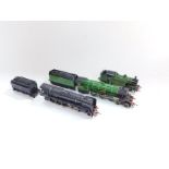 A Hornby OO gauge locomotive and tender, 92166, a LNER locomotive 'Flying Scotsman' 4472 LNER and