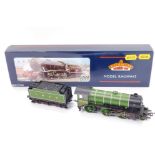 A Bachmann OO-gauge K3 Class locomotive, LNER 1935 Doncaster green livery, 2-6-0, 3-2-279, boxed.