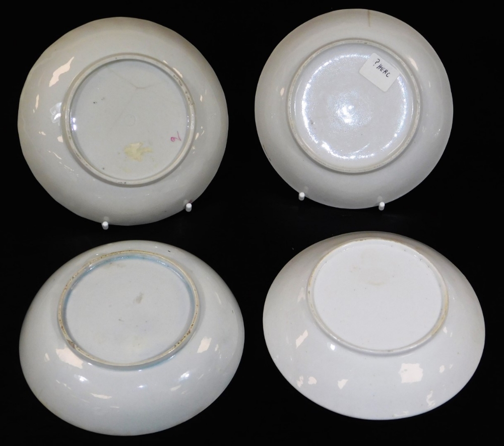 Various early 19thC New Hall and other porcelain, saucers to include one banded in pink broken by - Image 7 of 15