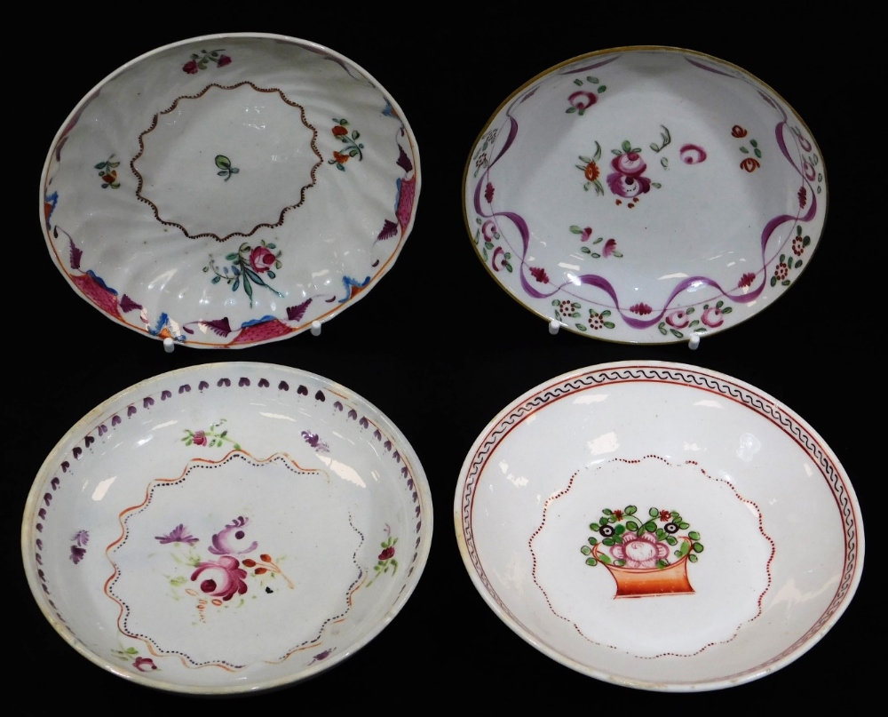 Various early 19thC New Hall and other porcelain, saucers to include one banded in pink broken by - Image 6 of 15