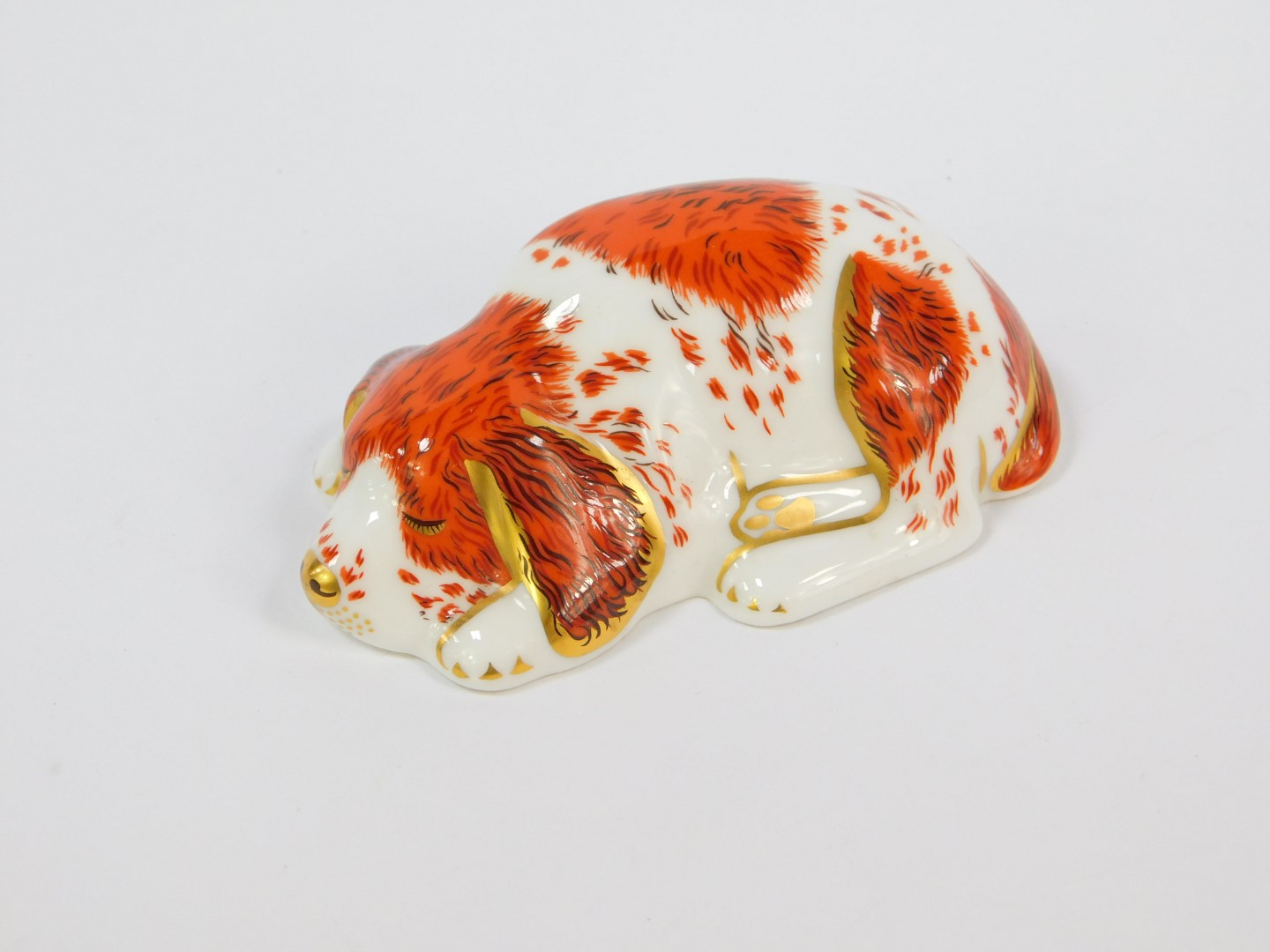 A Royal Crown Derby imari paperweight modelled as puppy, Collector's Guild Exclusive, c2000, 9cm W.