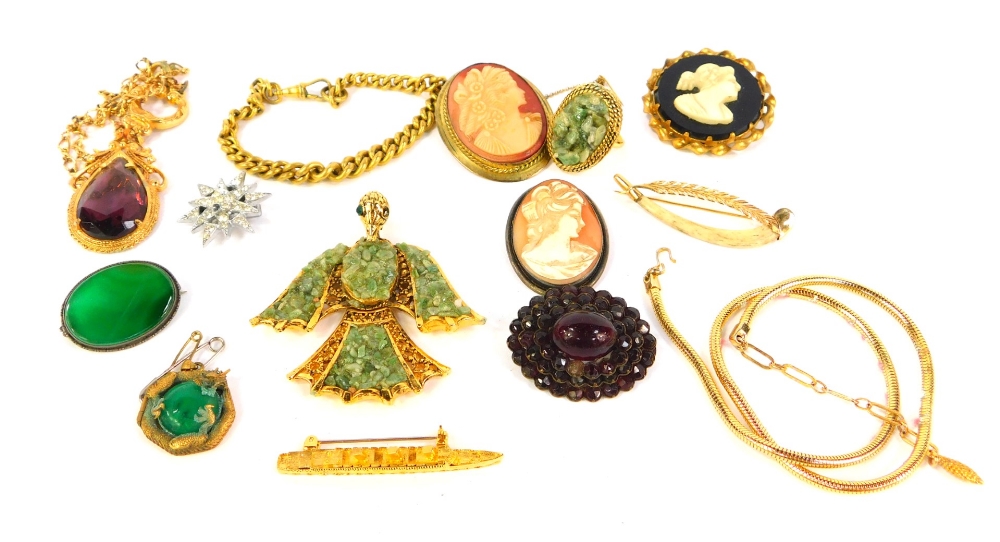 A selection of costume jewellery, including cameo brooches, jade coloured ring, flat curb