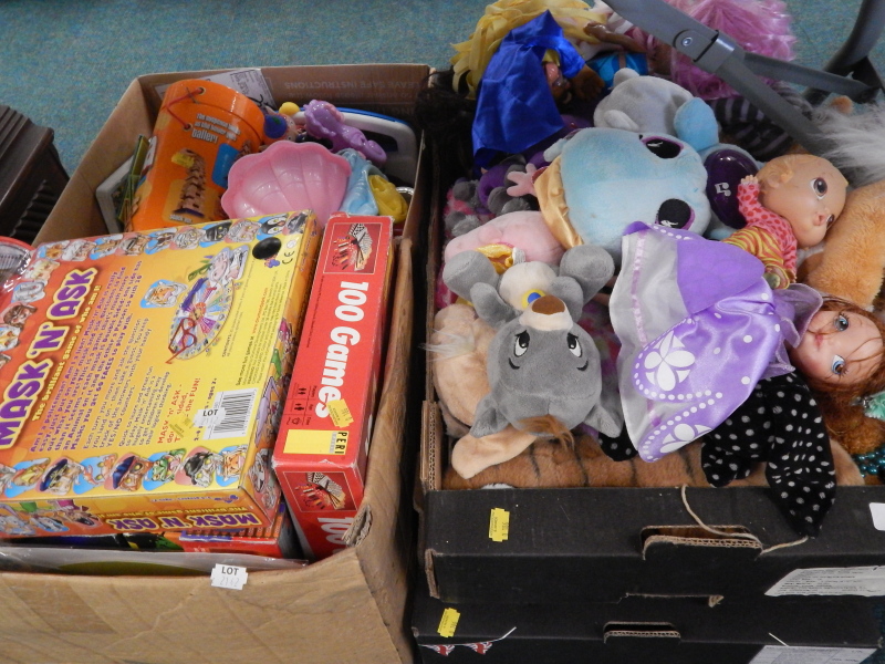 Various children's games, soft toys, etc. (4 boxes).