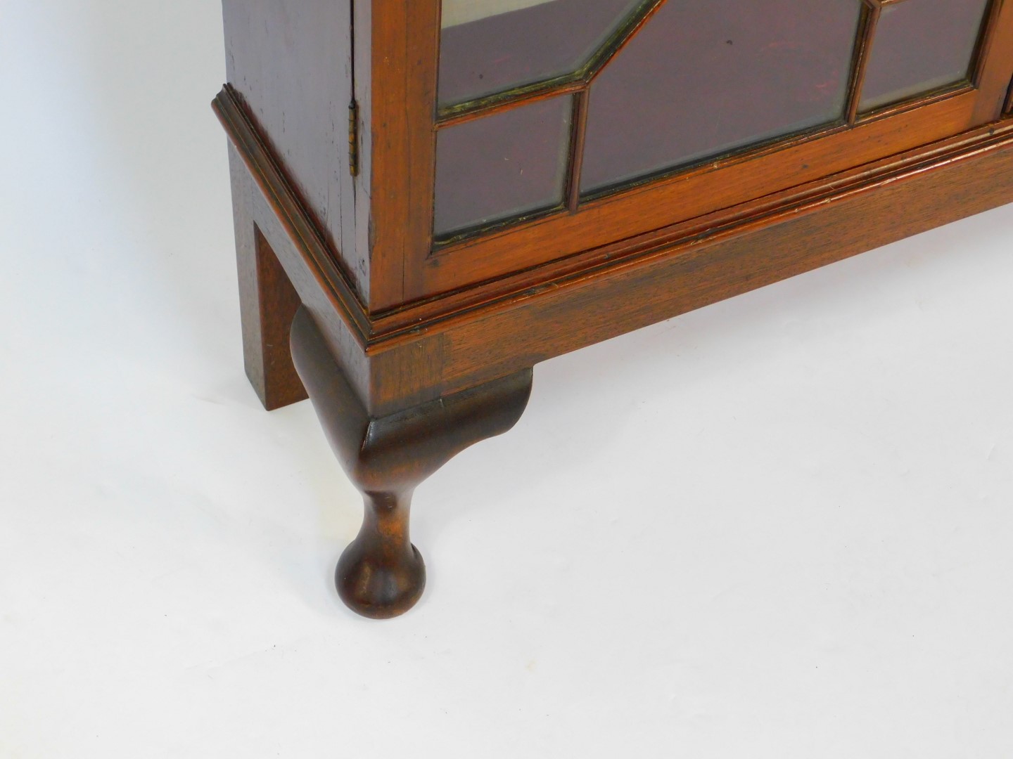 A Georgian and later mahogany display cabinet, the outswept pediment with dentil moulding, two - Image 3 of 3