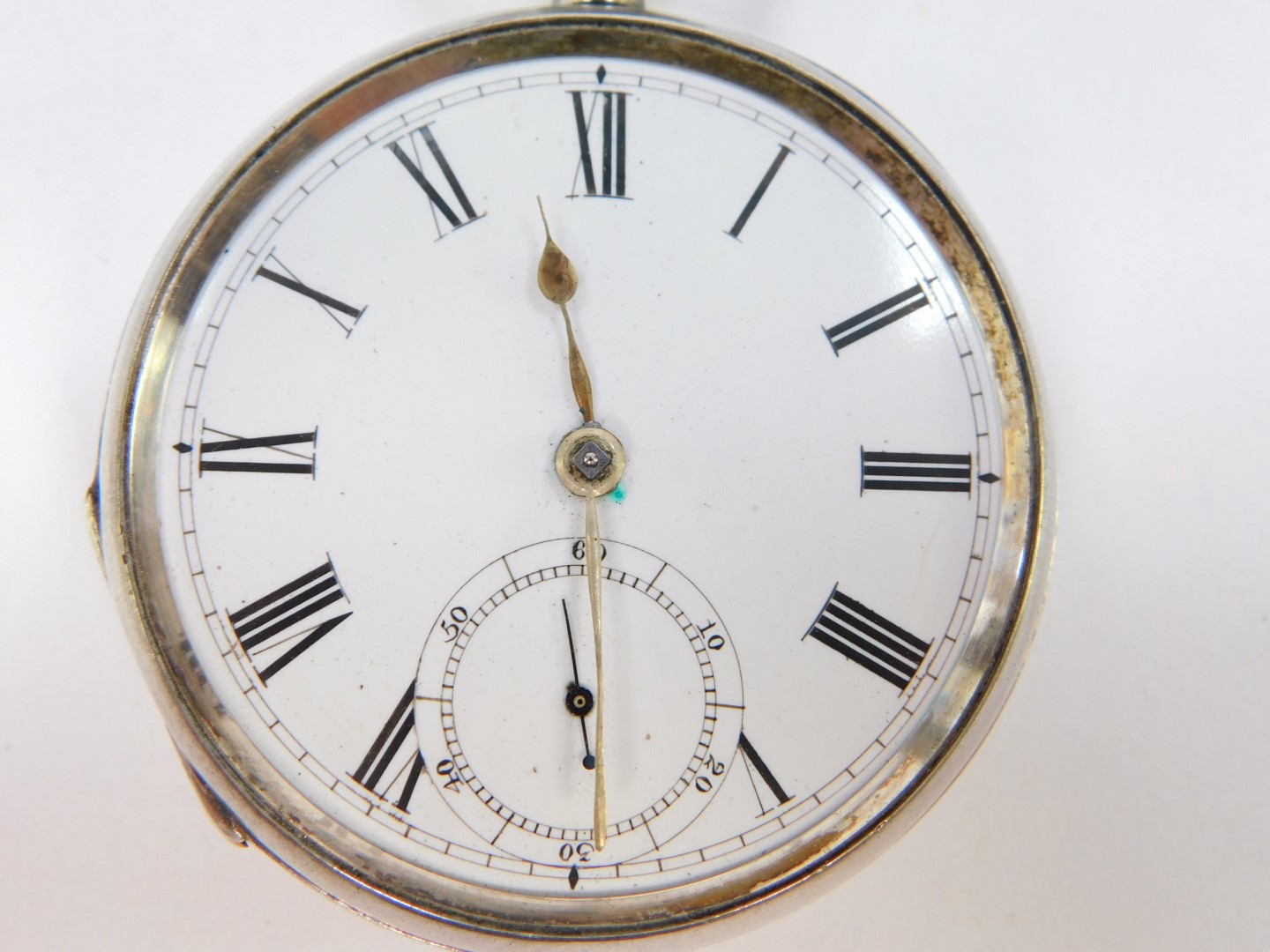 A Victorian gentleman's silver cased pocket watch, open faced, key wind, enamel dial bearing Roman - Image 2 of 3