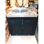 A JVC Auto Return turntable system, L-A10, together with a pair of speakers, S-40-WE.