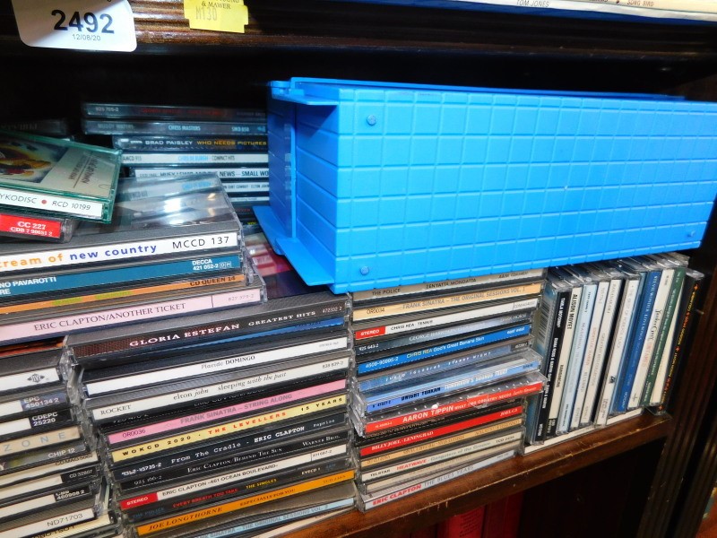 Records, CDs and DVDs, classical, pop and easy listening. (1 1/2 shelves) - Image 3 of 5