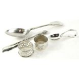 A collection of small silver etc., to include a baby pusher, fiddle pattern spoon, child's napkin