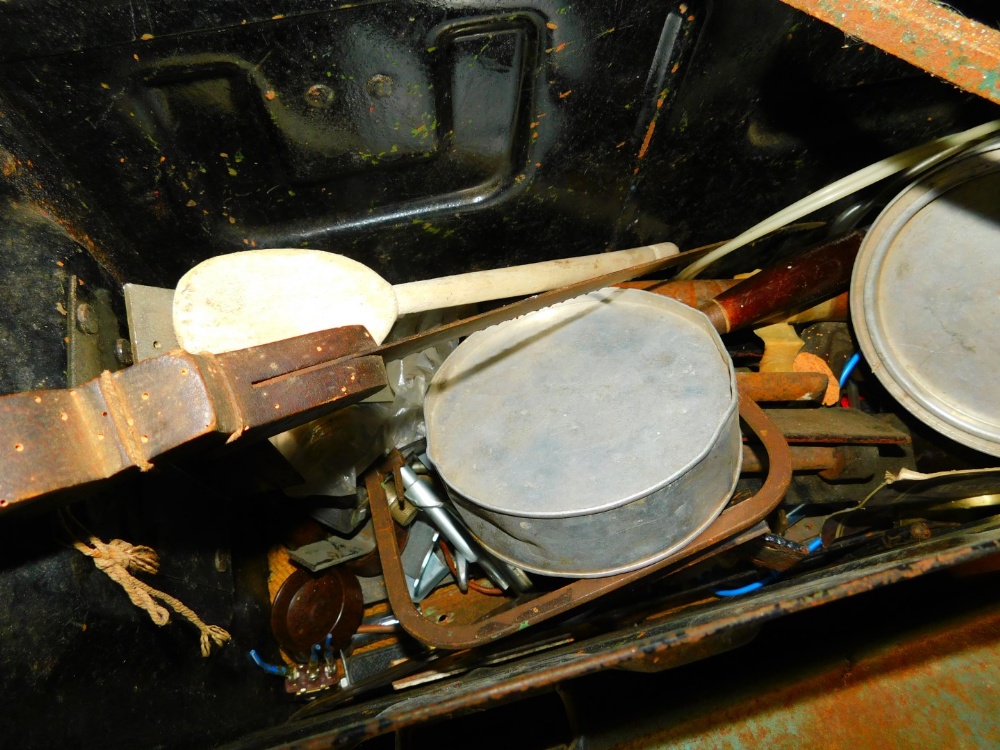 Various hand tools and effects, Astrali steering wheel, vintage sprayer, beech and metal wood plane, - Image 6 of 6