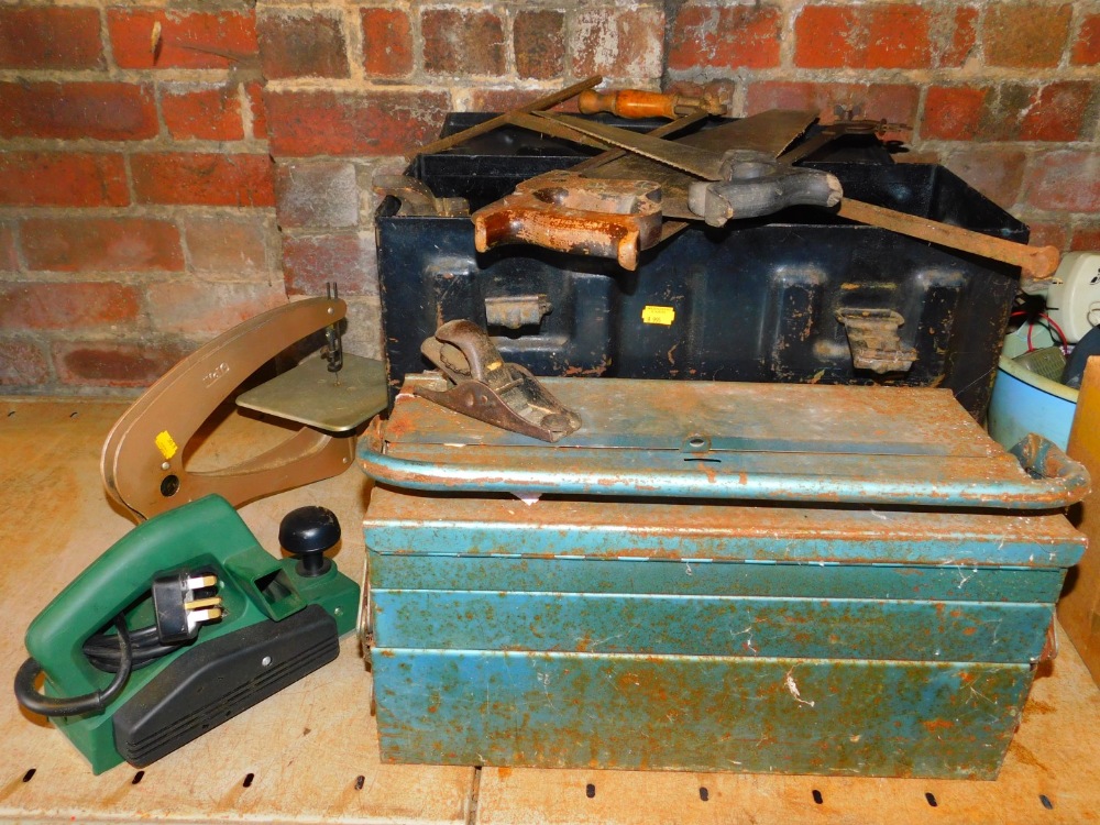 Various hand tools and effects, Astrali steering wheel, vintage sprayer, beech and metal wood plane, - Image 4 of 6