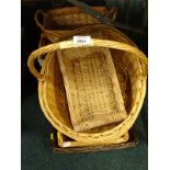 Various wicker baskets (a quantity).