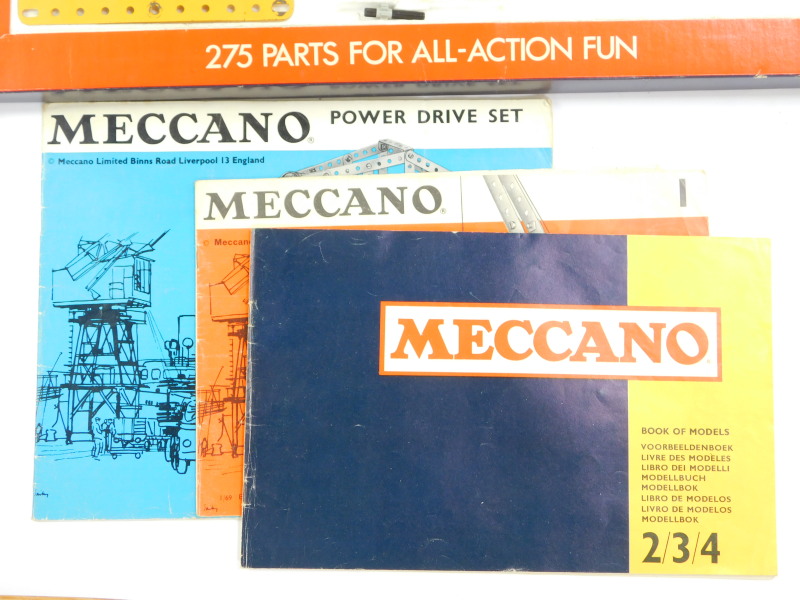A Meccano boxed set, 'No 4 - 275 parts for real working fun'. - Image 3 of 4