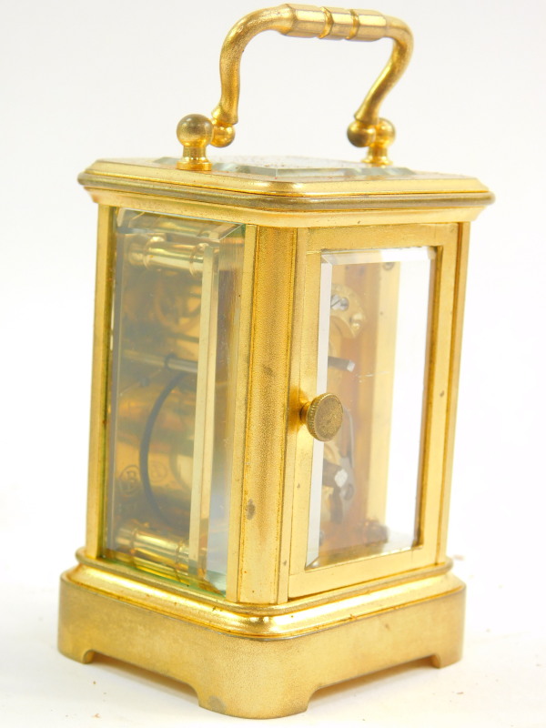 A French miniature brass cased carriage clock, enamel dial bearing Roman numerals, single barrel - Image 5 of 7