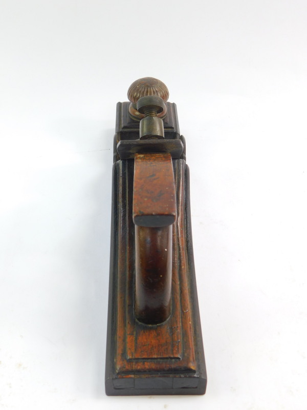 A Robert Sorby steel and brass panel plane, with a wooden handle, blade stamped Robert Sorby, - Image 5 of 6