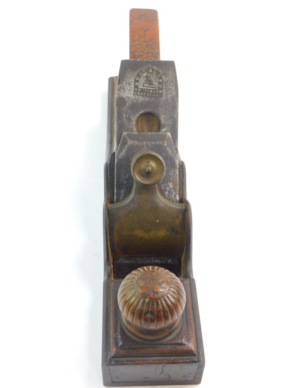 A Robert Sorby steel and brass panel plane, with a wooden handle, blade stamped Robert Sorby, - Image 2 of 6