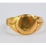 An 18ct gold gentleman's signet ring, monogram engraved, worn, size S, 5.3g.
