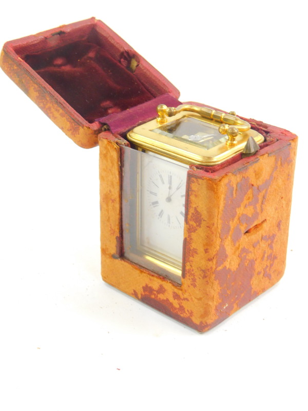 A French miniature brass cased carriage clock, enamel dial bearing Roman numerals, single barrel - Image 3 of 7