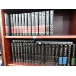 A set of New Encyclopaedia Britannica, vols 1 - 32, 15th Edition, with index., Britannica Atlas