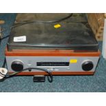 A Derens turntable radio, serial number 060700207.