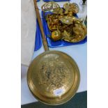 Assorted brass ware, including trivets, ornaments, dishes, etc., together with a brass bedpan. (1