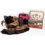 Various vintage fur stoles, and other accessories, 40cm wide, etc., contained in a hat box and a