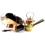 A quantity of metalware, to include a copper coal scuttle, a kettle and two brass pans with hollow i