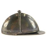 A novelty silver jockeys cap Vesta case, stamped to underside Sterling 925, ½oz.