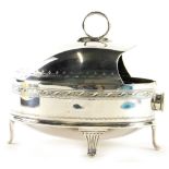 A late 19th/early 20thC silver plated spoon warmer, with engraved decoration, the base with reservoi