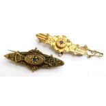 Two bar brooches, comprising a Victorian 9ct gold brooch, set with aquamarine and seed pearl, 4cm w