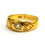 An 18ct gold diamond set gypsy ring, set with single old cut diamond, in star illusion setting, 2.8m