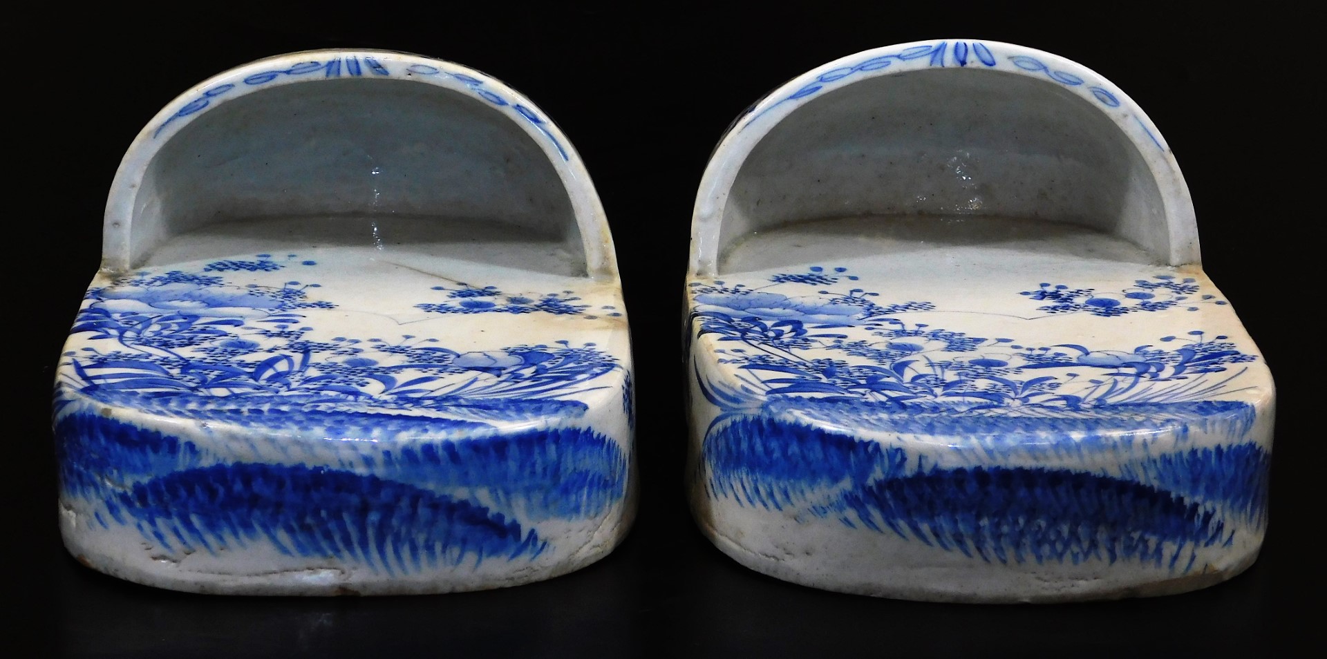 A very rare pair of Japanese Seto porcelain shoes, decorated in underglaze blue with poppies, - Image 4 of 8