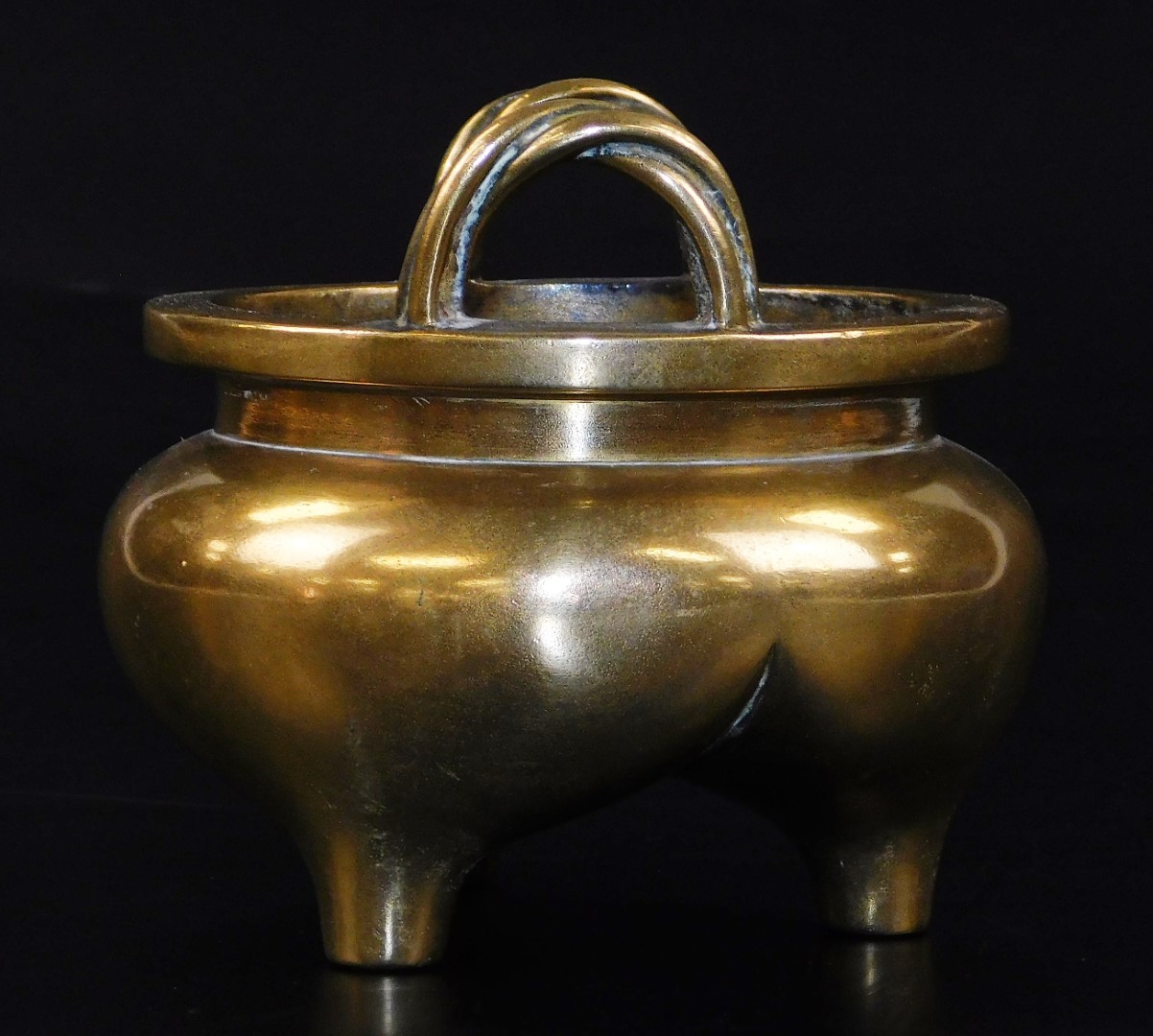 A Chinese bronze tripod censer, with bulbous body and twisted loop handles, six character Xuande - Image 2 of 6
