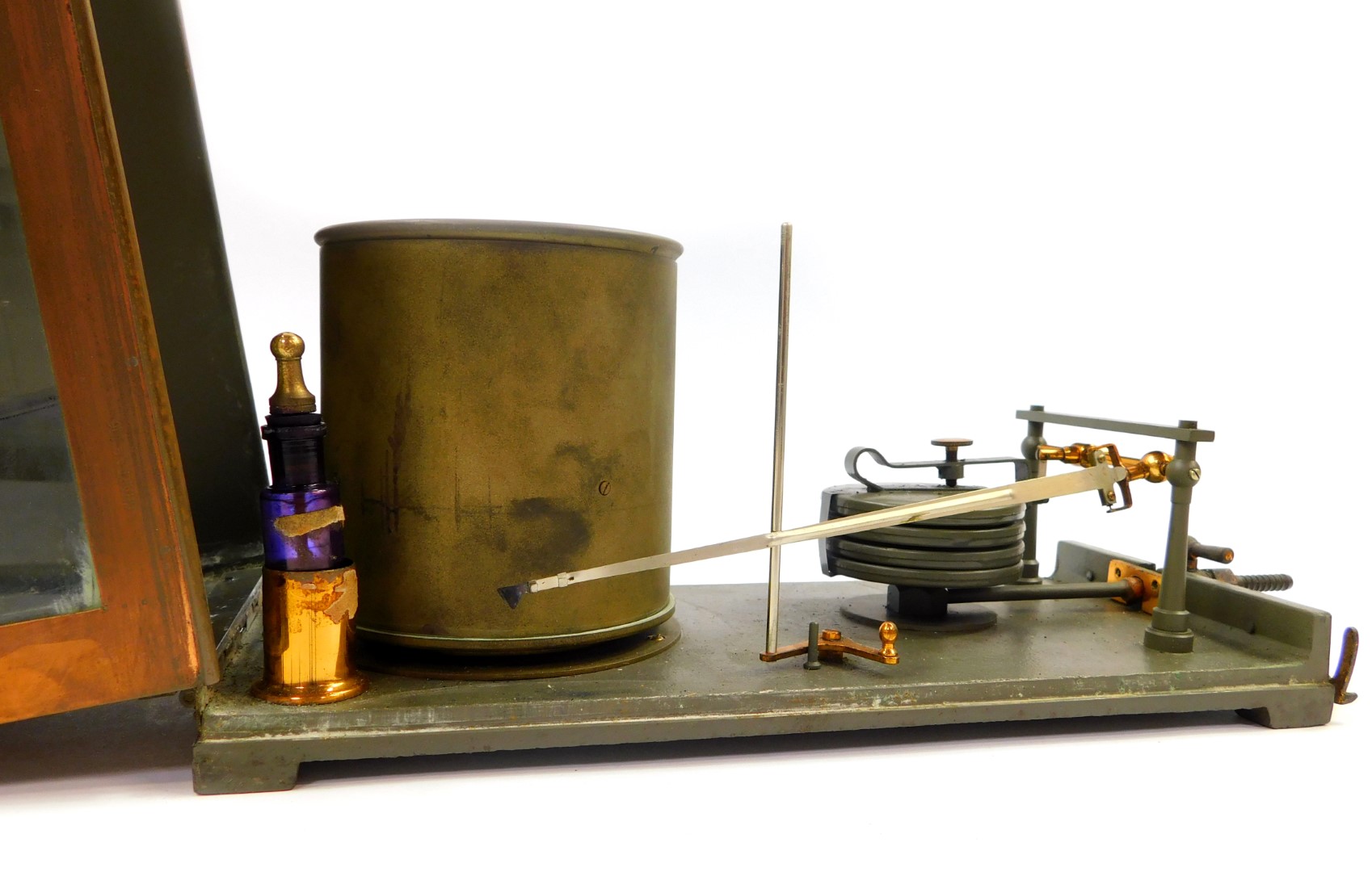 A Short & Mason copper and brass cased barograph, Chart No 106 No F50845, 15cm high, 28cm wide, 12. - Image 2 of 4