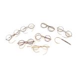 Horn rimmed and gold plated vintage spectacles, (AF). (7)