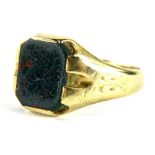 A 9ct gold signet ring, set with a rectangular cut green and red bloodstone, with pleated claw