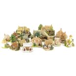 A collection of Lilliput Lane cottages, to include Gertrude's Garden, Old Mother Hubbards, Old