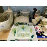 Miscellaneous ceramics, to include a Beswick butter dish moulded with flowers, Royal Doulton