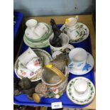 Miscellaneous ceramics, etc., to include a Royal Tuscan coffee can and saucer, decorated with grapes