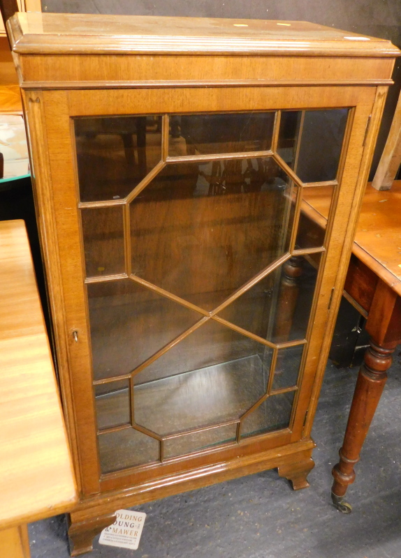 A mahogany display cabinet, with astragal glazed door, on shaped feet, with a moulded fix top, 110cm