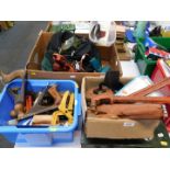 A Record No 4 plane, acorn plane, further tools, electric drills, etc. (4 boxes)