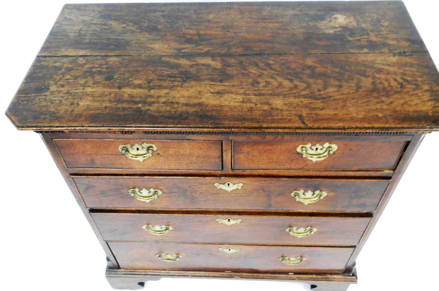 A George III mahogany chest, of two short and three long drawers, each with brass handles, with fret - Image 2 of 5