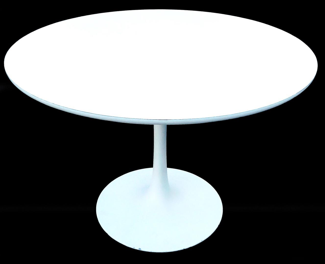 A 1970's Arkana white Tulip table, of circular form on an inverted stem and circular foot, unsigned,