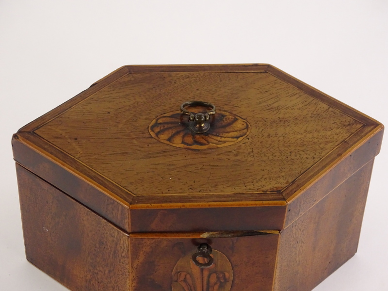 A George III mahogany and boxwood strung tea caddy, of elongated hexagonal form, the hinged lid with - Image 2 of 3