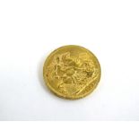 A George V full gold sovereign 1914, 8.0g.