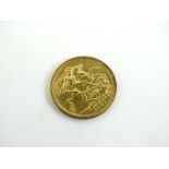 An Elizabeth II full gold sovereign 1967, 8.0g.