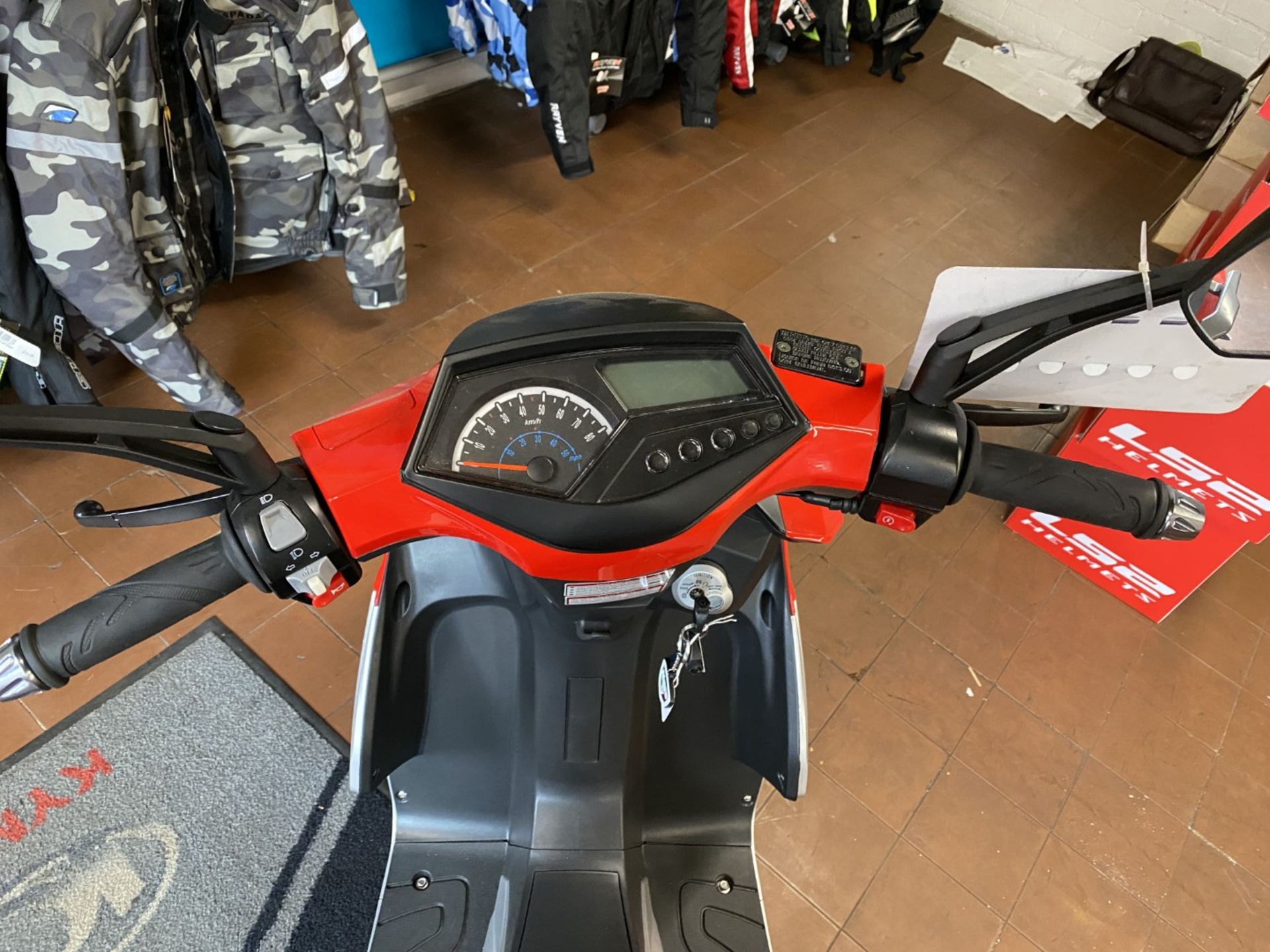 Unregistered Neco GPX AC Rosso Corsa 50cc Scooter RRP £1,750 - Image 5 of 8