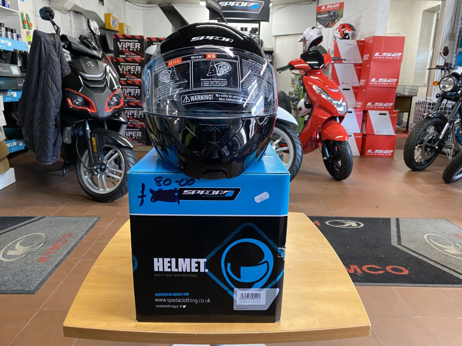 Spada Reveal Black X-Small Helmet - Moto Headwear - Motorcycle / Motorbike Helmet - RRP £80.00