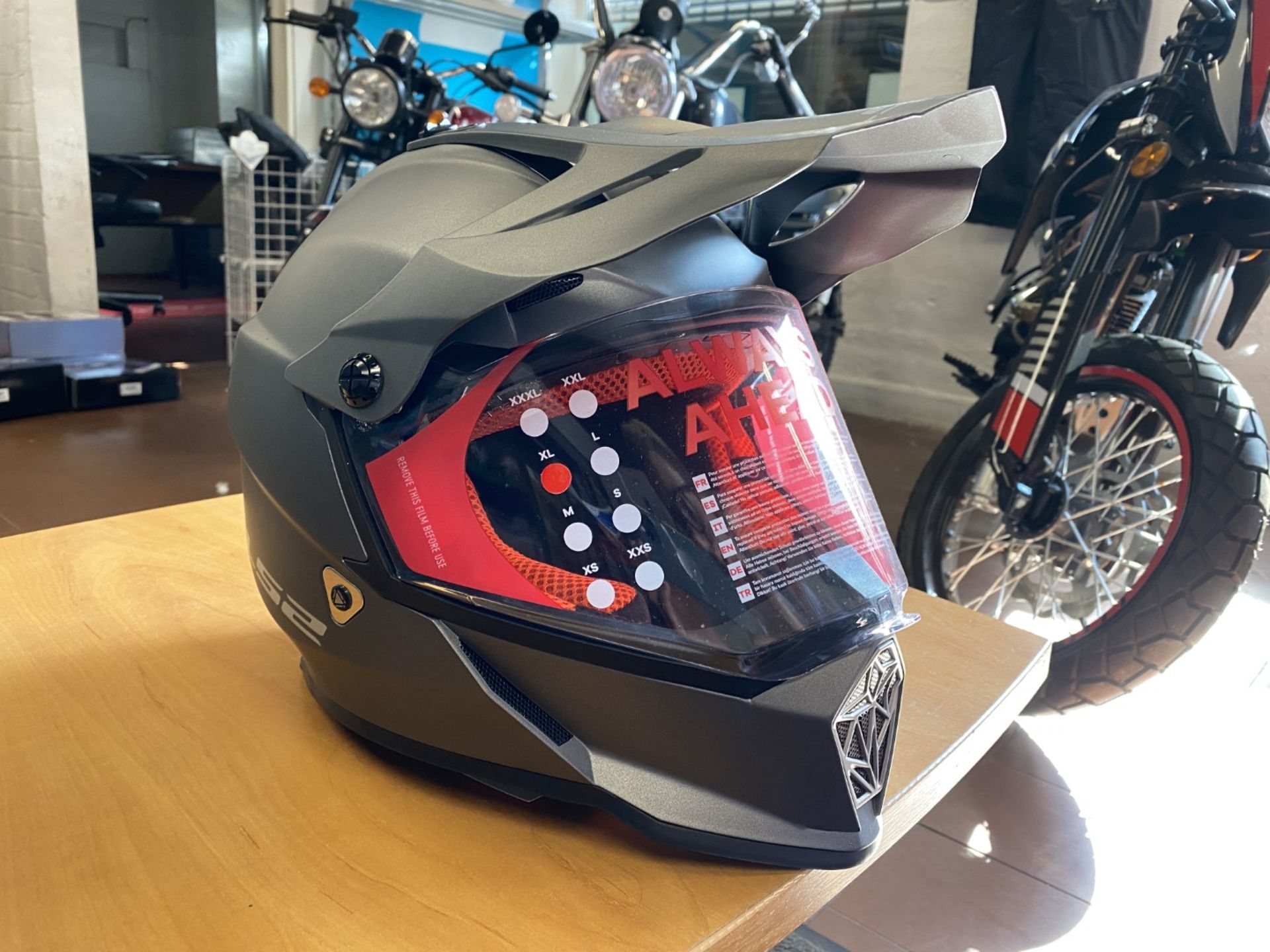 LS2 MX436 Pioneer Helmet Matt Grey X-Large - LS2 Helmets - British Motorcycle / Motorbike Sport Appr - Image 3 of 4