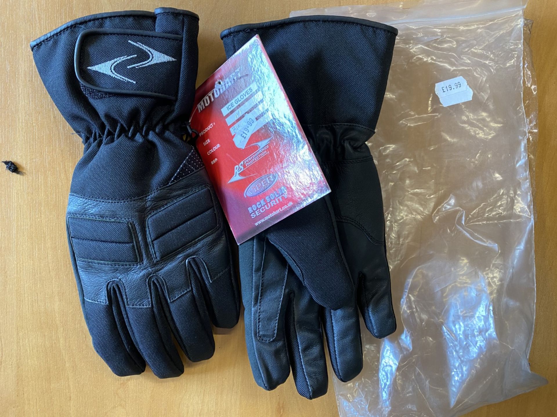 Motohart Ice Gloves Black Medium - Motorcycle / Motorbike Gloves - RRP £19.99