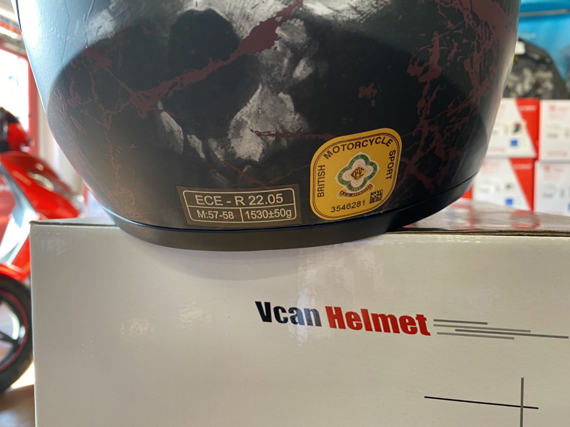 Vcan Helmet V128 Rage Medium - Vcan Helmets - British Motorcycle / Motorbike Sport Approved Helmet - - Image 4 of 5